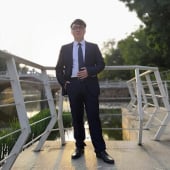 Dr Deng