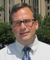Dr James Janetka